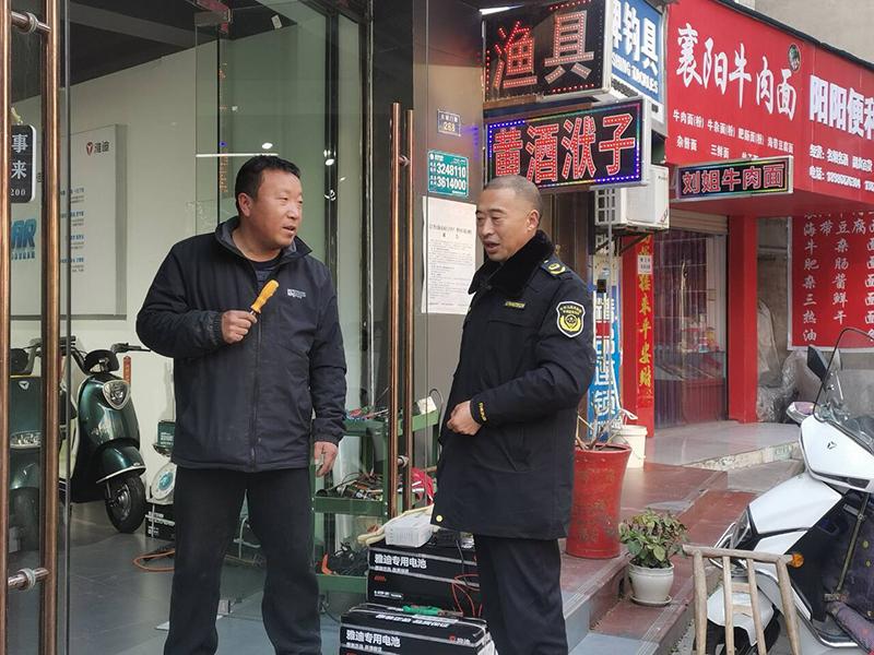 王世松工作照.jpg