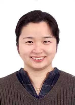 崔霞.jpg 崔霞.jpg