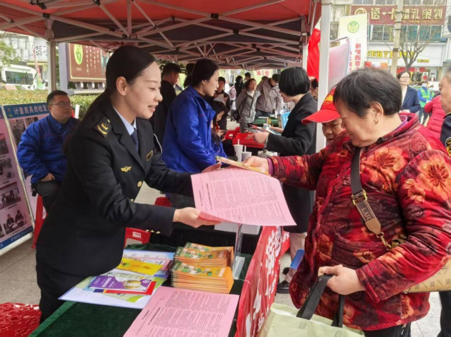 安陆消费维权宣教文艺展演启动仪式图片3.png