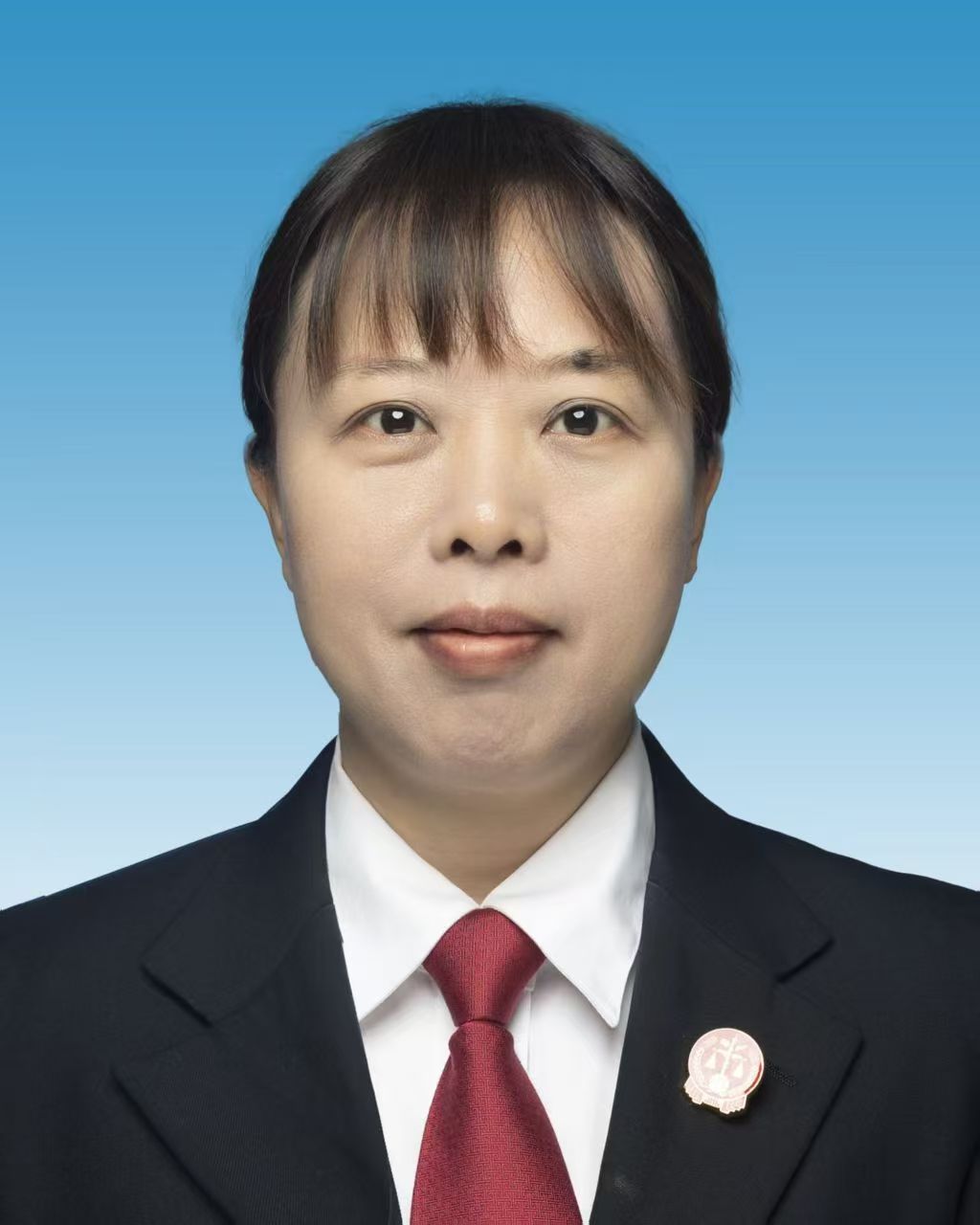 易正鑫登记照.jpg