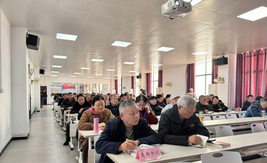 汉川消委走进老年大学2.png 汉川消委走进老年大学2.png